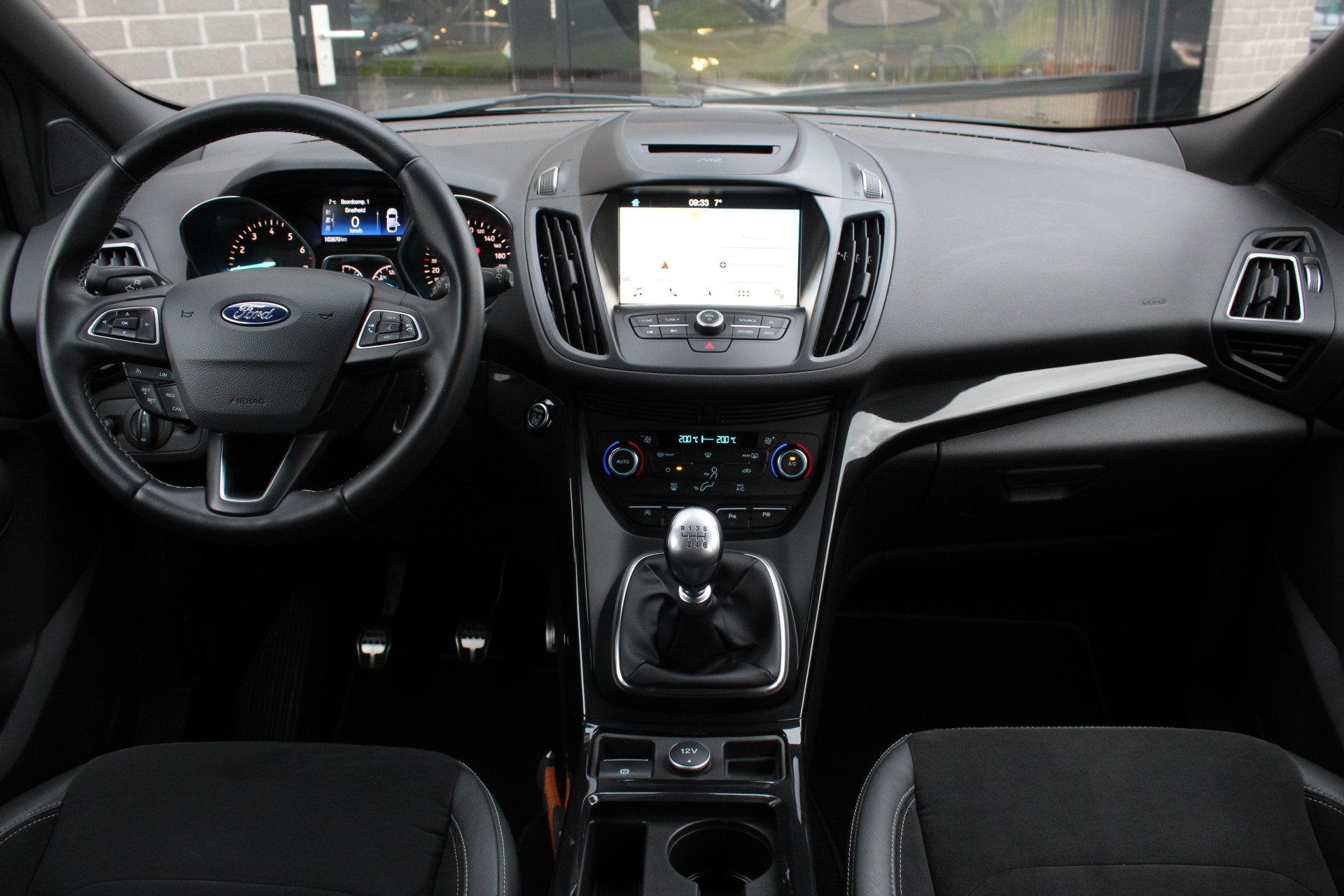 Ford Kuga 1.5 EcoBoost ST Line / Carplay / Camera / Keyless, Auto's, Ford, Automatische klimaatregeling, 4 cilinders, Met garantie (alle)