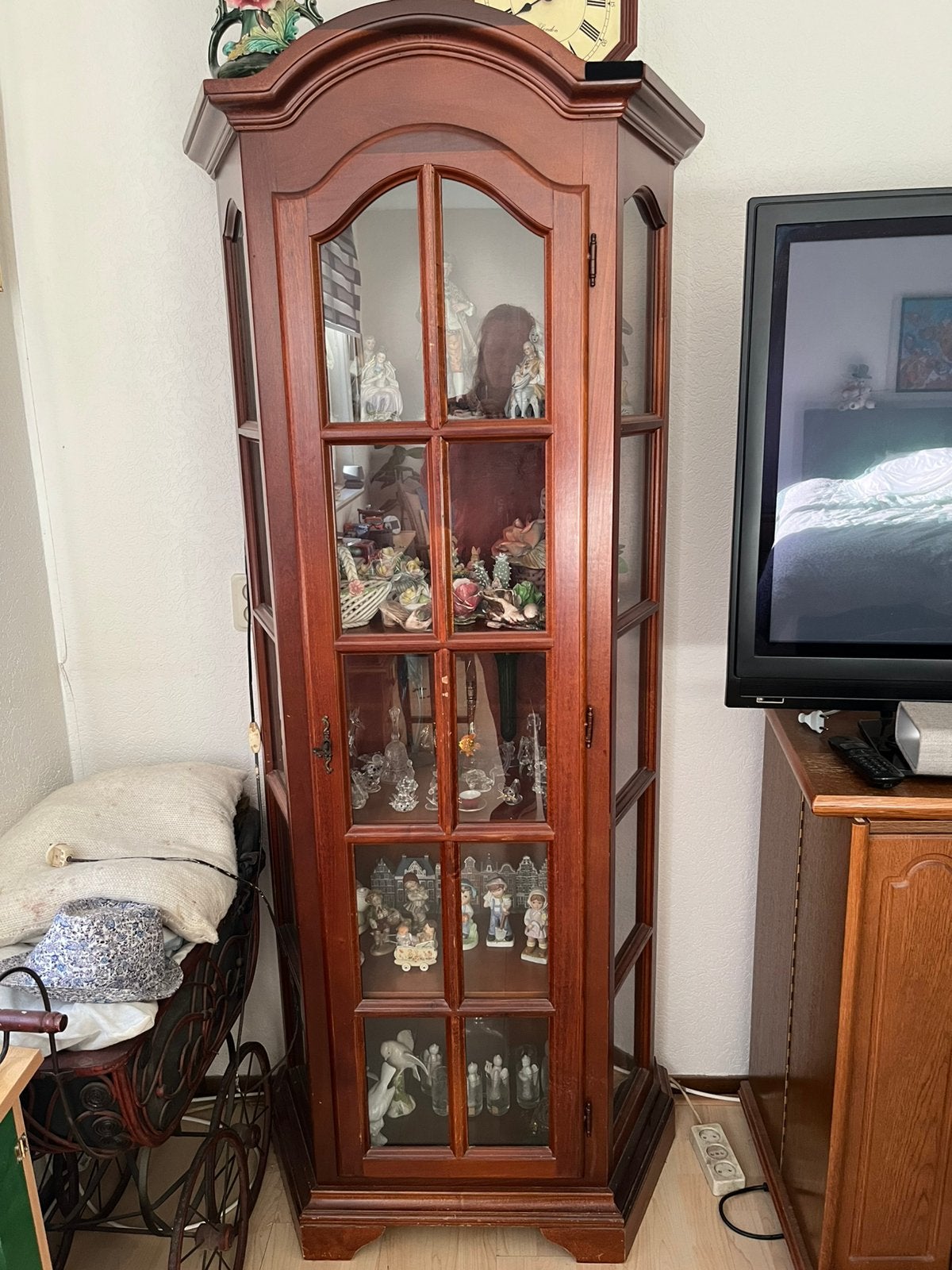 Antieke vitrine kast, Huis en Inrichting, Ophalen, Gebruikt, 25 tot 50 cm