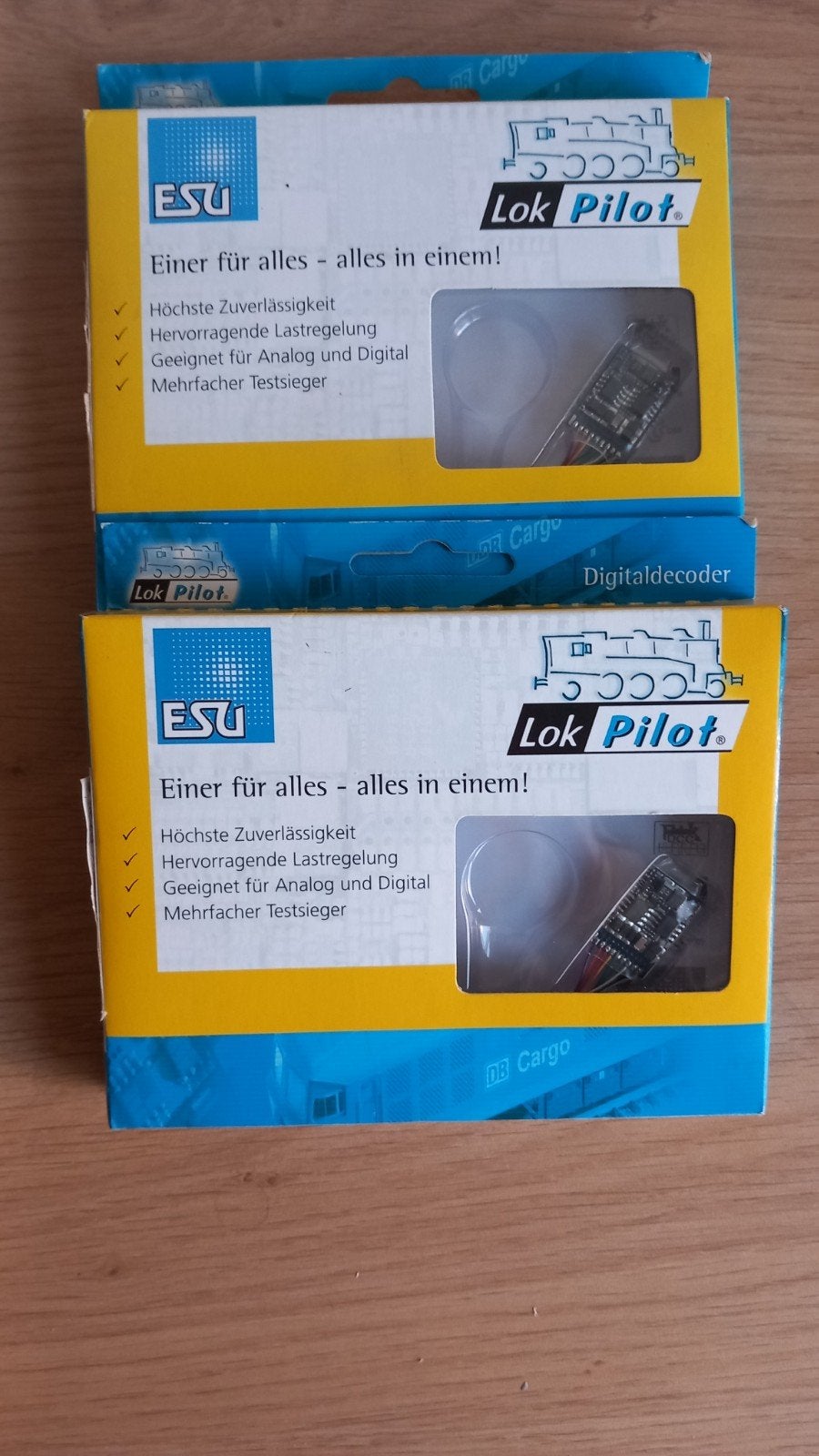 2× ESU LokPilot V3.0 DCC Locomotiefdecoders 52611, Hobby en Vrije tijd, Overige merken, Gelijkstroom of Wisselstroom, Overige typen