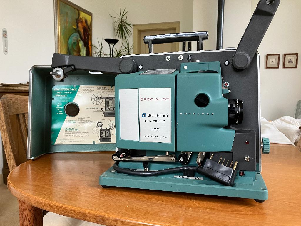 Filmprojector Bell & Howell 567, Ophalen, 1960 tot 1980, Projector