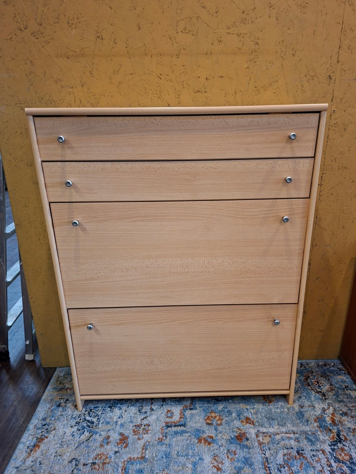 Houten schoenenkast met 2 lades en 2 kleppen, Ophalen of Verzenden, Gebruikt, Modern, functioneel, Scandinavisch