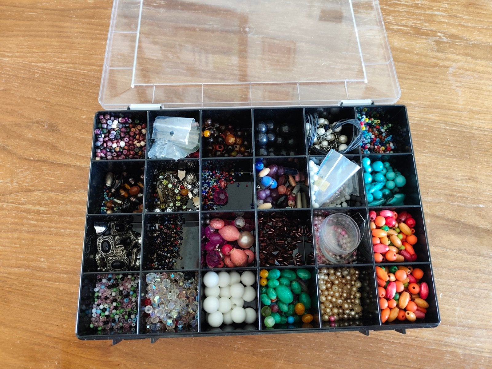 Grote kralenset sieraden maken + opbergkoffer & kralenbord, Ophalen of Verzenden, Kraal