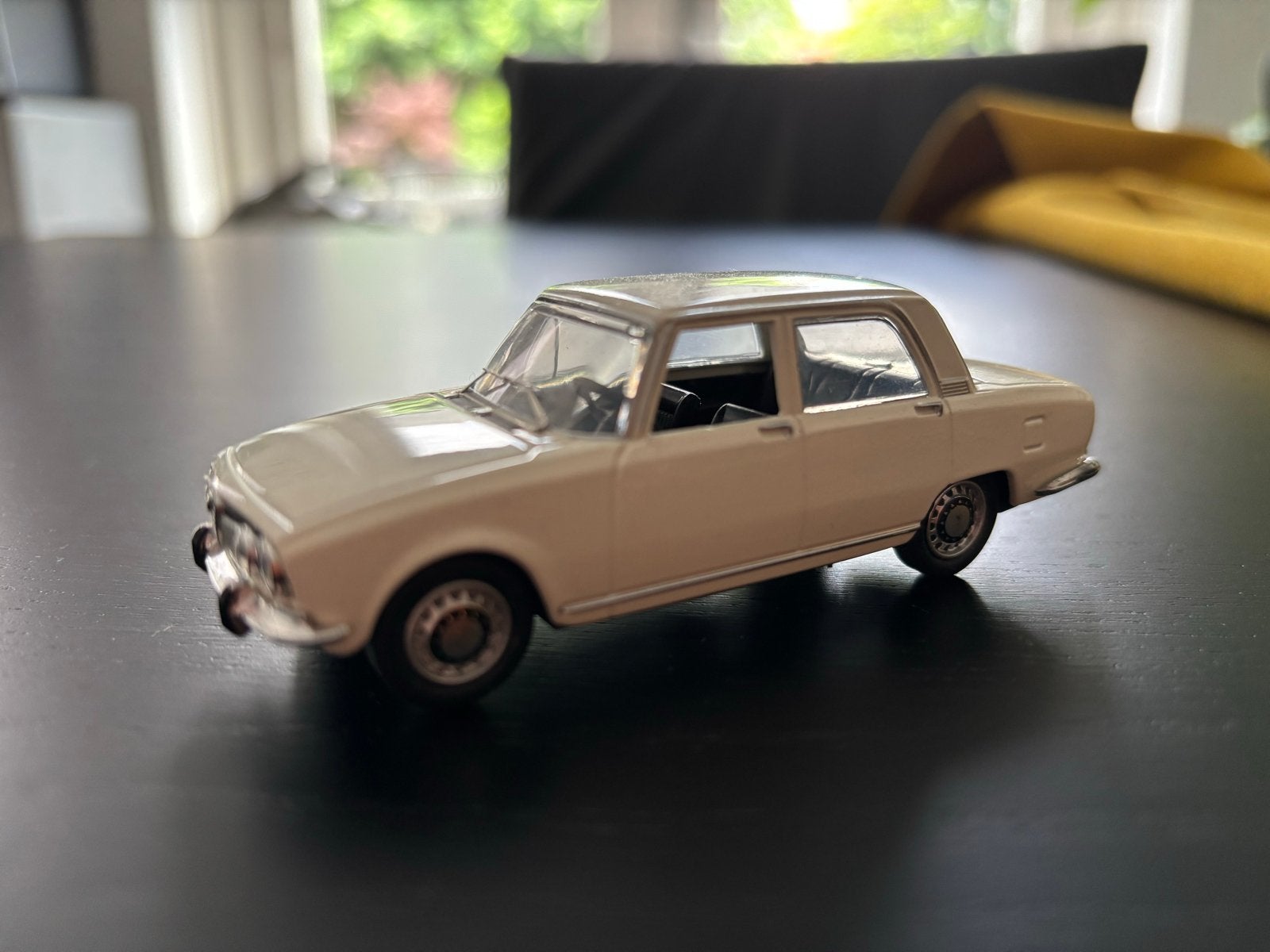 M4 Alfa Romeo Giulietta 1800 - 1977 Modelauto, Ophalen of Verzenden, Gebruikt, Auto, Overige merken