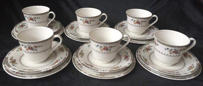 Royal Doulton theeservies, Nieuw, Ophalen of Verzenden, Overige stijlen, Kop(pen) en/of Schotel(s)