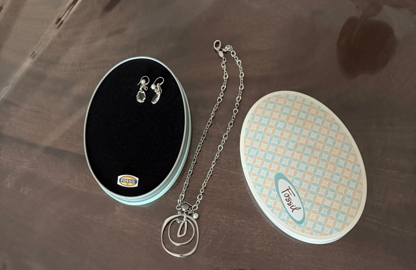 Setje van Fossil, ketting en oorbellen, Ophalen of Verzenden, Zo goed als nieuw