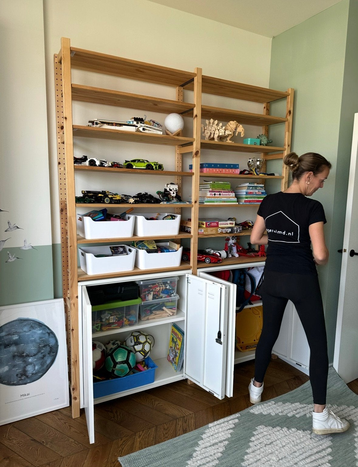 Handige Ikea ondiepe stellingkast, Huis en Inrichting, Kasten | Stellingkasten, Ophalen, Gebruikt