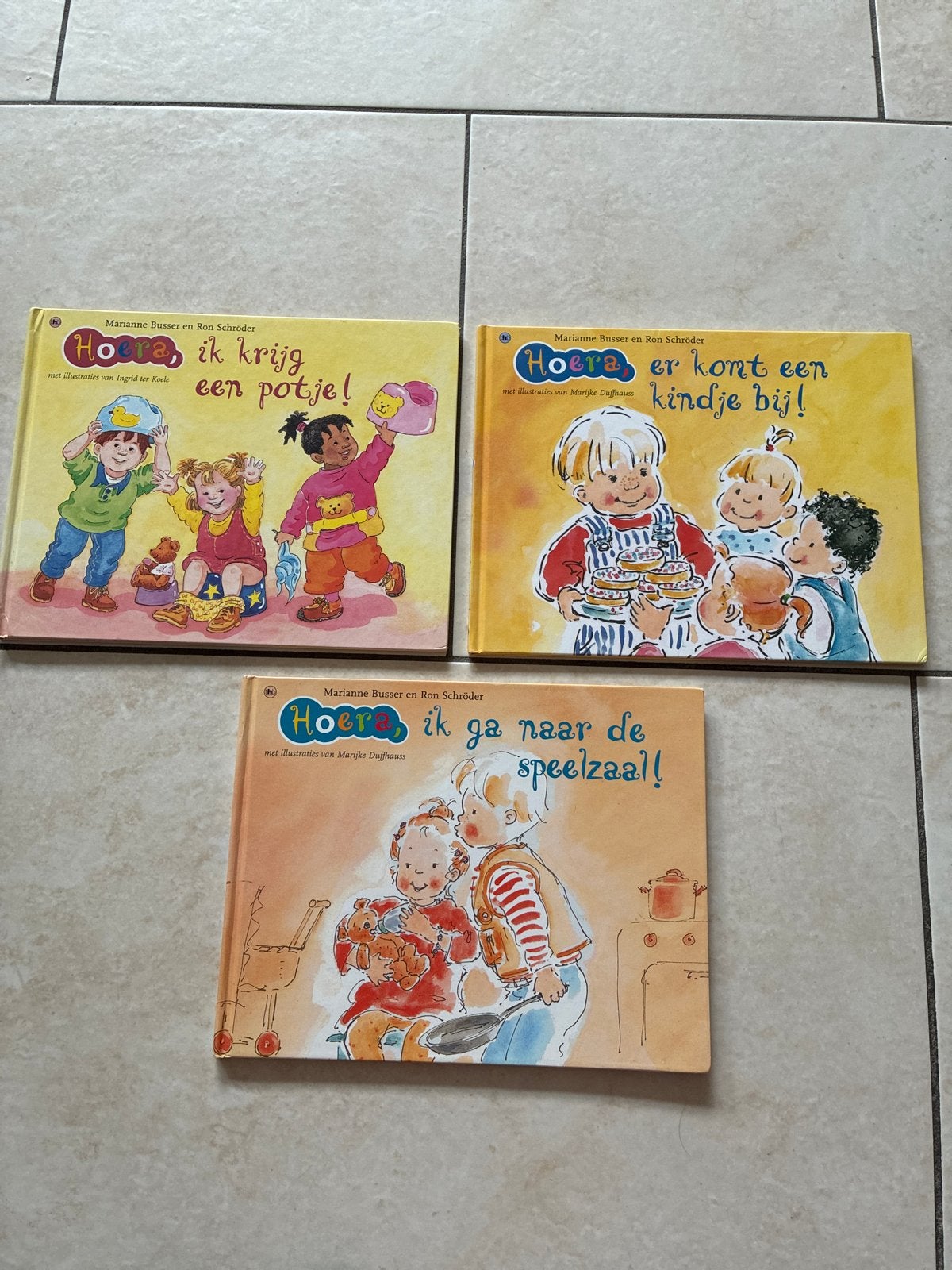 Hoera! Boekenreeks: Potje, Kindje, Speelzaal (3 stuks), Fictie algemeen, Jongen of Meisje, Voorleesboek, 4 jaar