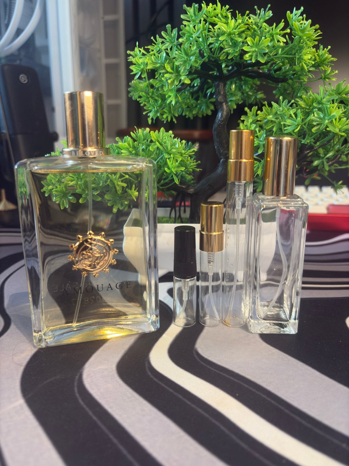 Amouage - Beloved Man (discontinued) Sample/Decant/Tester, Ophalen, Zo goed als nieuw