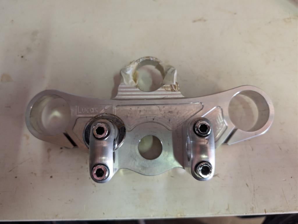 Kroonplaat CBR 1000XX Blackbird tbv tour stuur, Motoren, Ophalen of Verzenden, Gebruikt