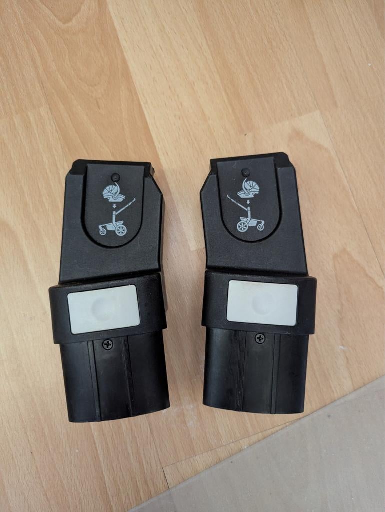 Thule Day2/Day3/Day+ Maxi Cosi Adapter, Ophalen of Verzenden, Gebruikt, Kinderwagen, Overige merken