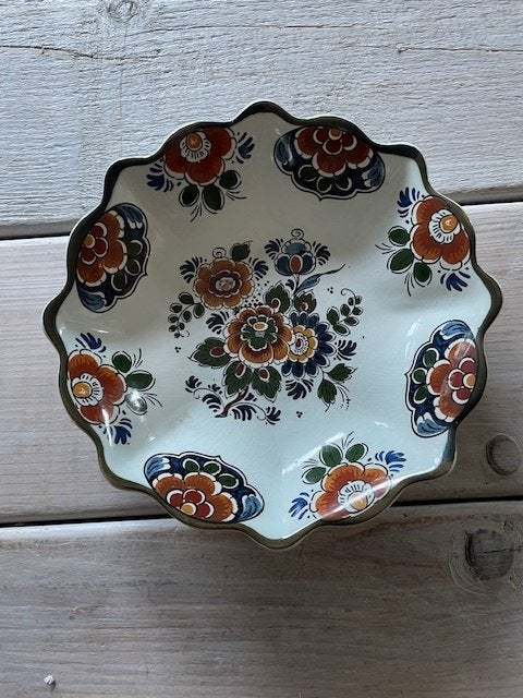 Flora Keramiek schaal. Delfts polychroom handwerk ( 2090), Ophalen
