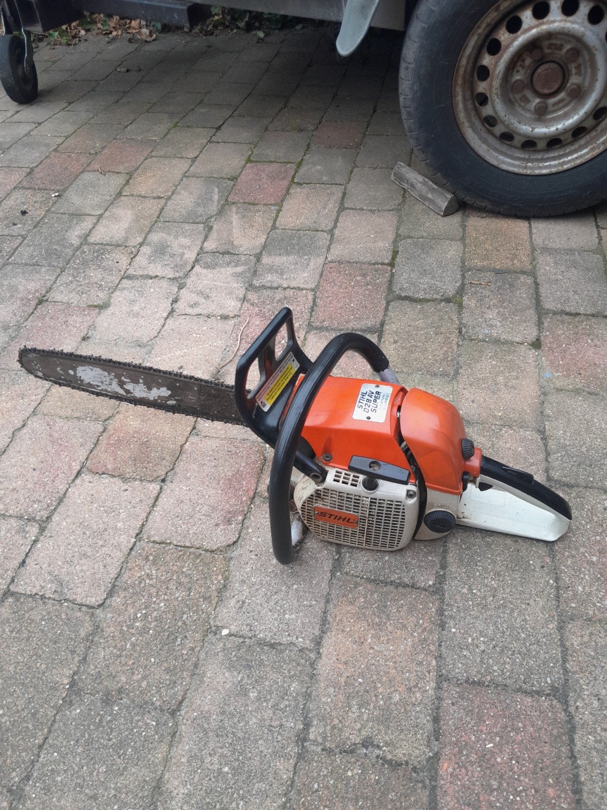 Stihl 028 AV Super Kettingzaag - Krachtige Benzinezaag, Ophalen of Verzenden, Gebruikt, Boomzaag, Stihl