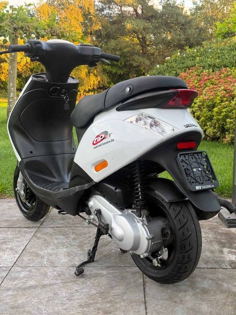 ⭐️Piaggio zip 2 takt wit Zeer nette staat 5000 km⭐️, Niet ingevuld, Niet ingevuld, Niet ingevuld
