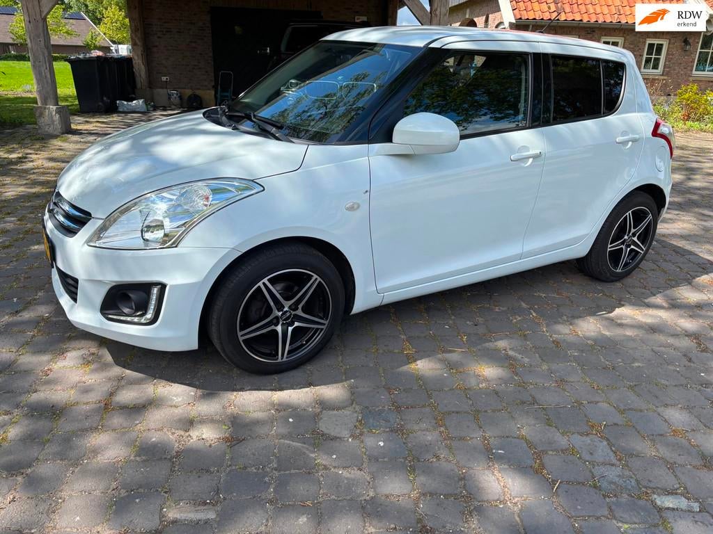 Suzuki Swift 1.2 X-tra, Gebruikt, 4 cilinders, 400 kg, Bedrijf