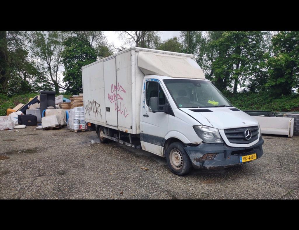 Mercedes sprinter 513 cdi bouwjaar 2014 bakwagen, Auto's, Achterwielaandrijving, Zwart, 2900 kg, Iveco
