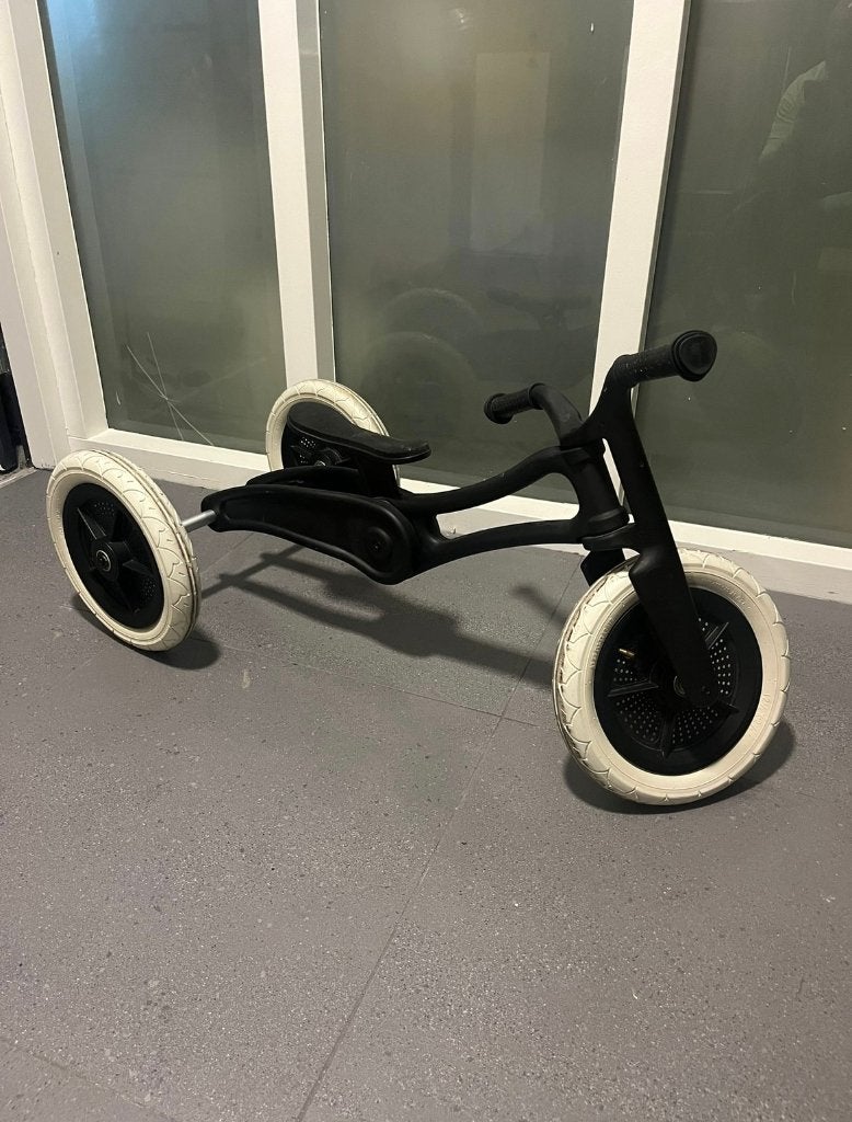 Wishbone loopfiets / driewieler (Alleen binnen gebruikt!), Ophalen, Zo goed als nieuw, Wishbone Bike, Verstelbare zitting