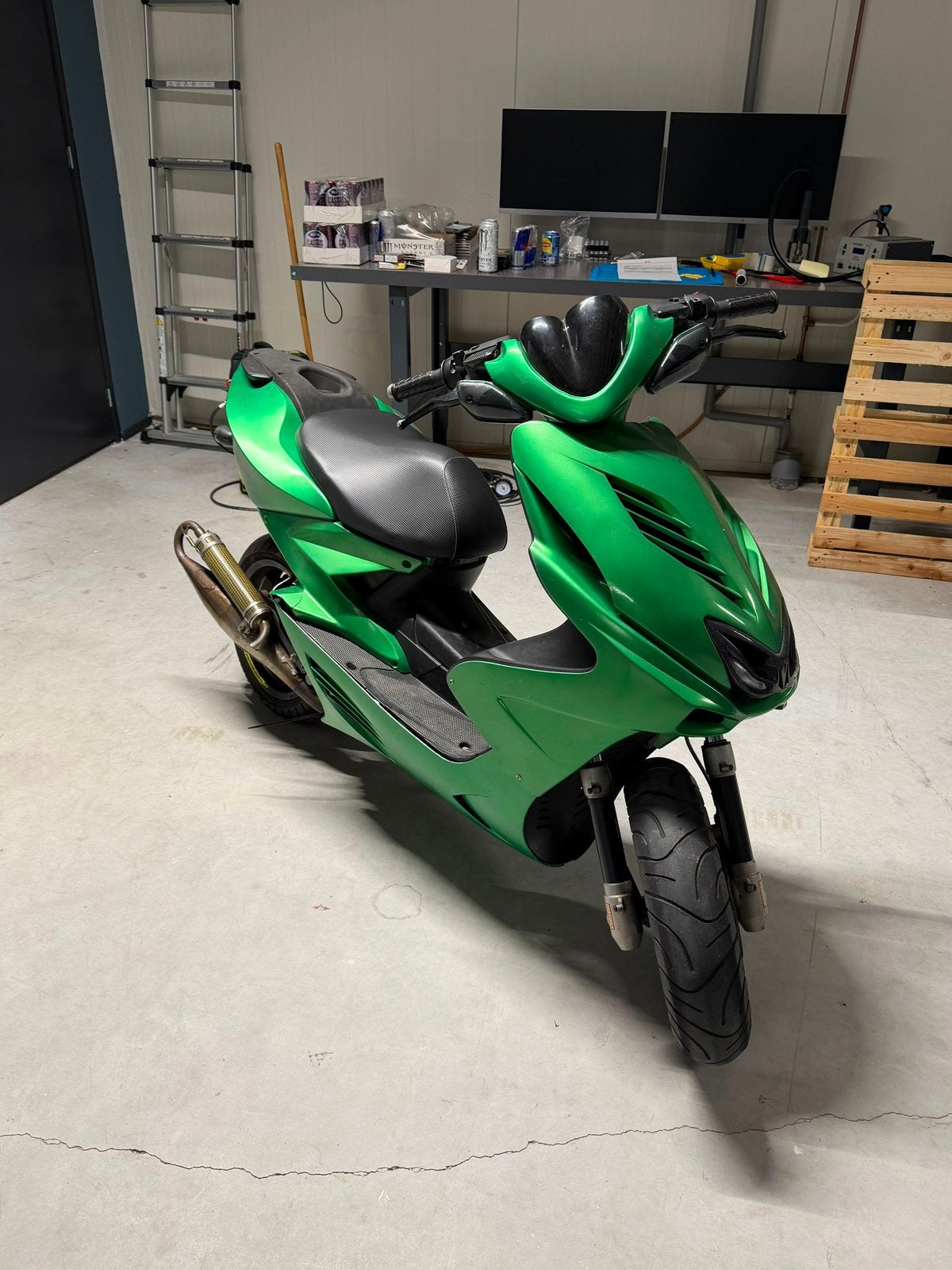 Yamaha Aerox – geel kenteken – 70cc Stage6 Sport Pro MK2, Fietsen en Brommers, Scooters | Yamaha, Ophalen, Tweetakt, Aerox
