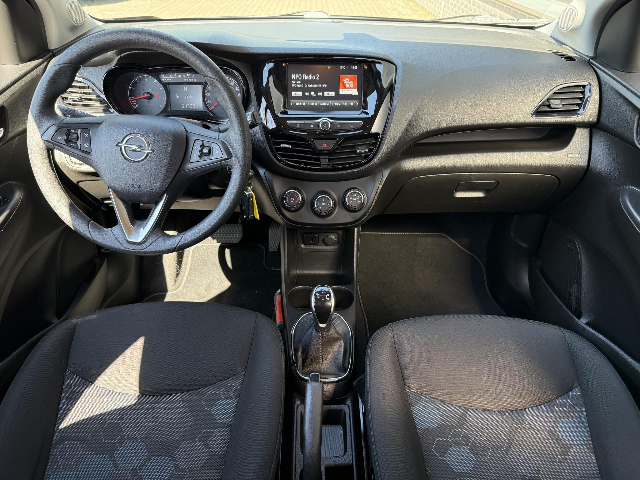 Opel KARL 1.0 Rocks Online Edition / Automaat / Navigatie /, 839 kg, Stof, Gebruikt, Origineel Nederlands