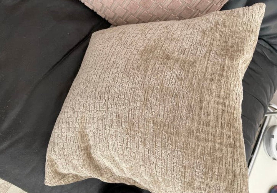 Claudi kussenhoesje - Beige/Goudkleurig, Gebruikt, Beige, Afneembare hoes, Ophalen of Verzenden