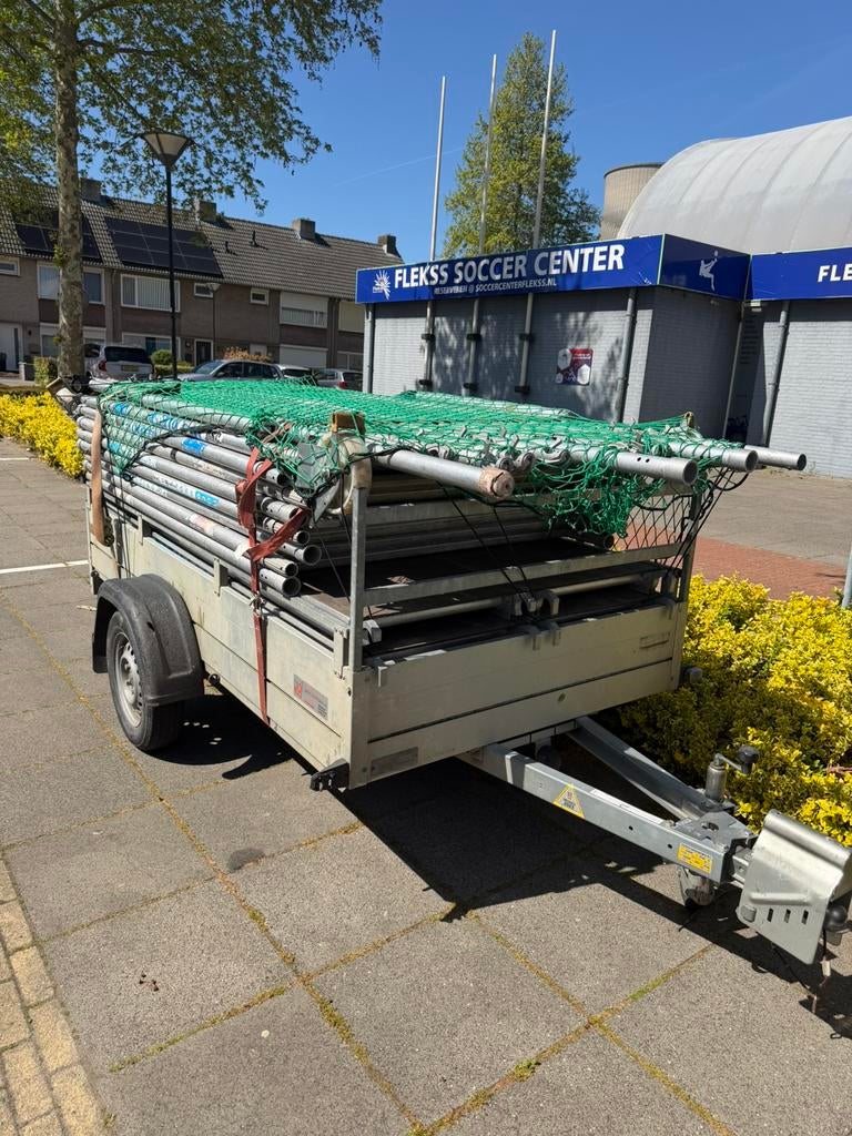 Te huur: Rolsteiger met Dakrandbeveiliging, Doe-het-zelf en Verbouw, Steigers, Ophalen of Verzenden, Zo goed als nieuw, Rolsteiger of Kamersteiger
