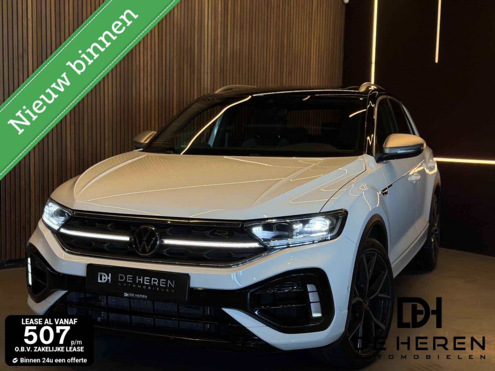 Volkswagen T-Roc R 2.0 TSI 4M|AKRA|PANO|KEYLES|ACC|DEALERgar, Automaat, Dealer onderhouden, Stof, Gebruikt
