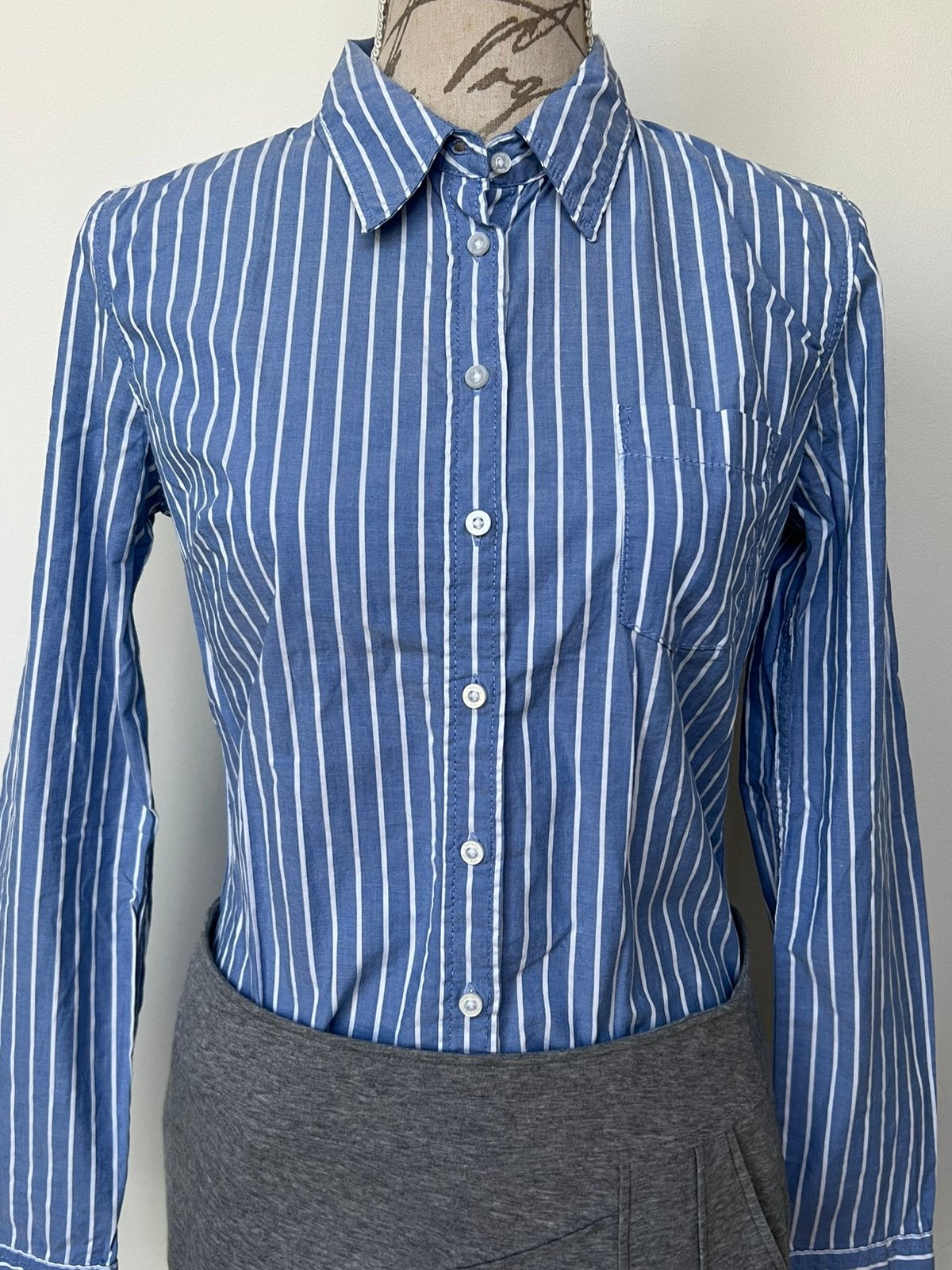 Blouse blauw met wit maat 38 h&m, Ophalen of Verzenden, Zo goed als nieuw, Maat 38/40 (M), Blauw