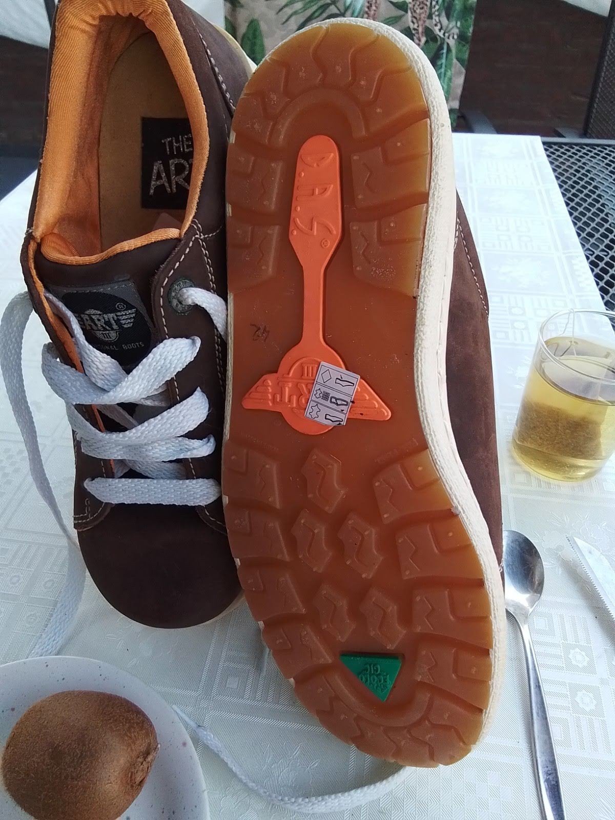 stevige veterschoenen maat 41, nooit gedragen, Ophalen of Verzenden, Nieuw, Bruin