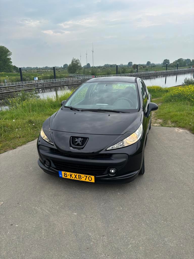Peugeot 207 1.4 VTI 16V 3DRS 2008 Zwart, Handgeschakeld, Geïmporteerd, 16 km/l, Hatchback