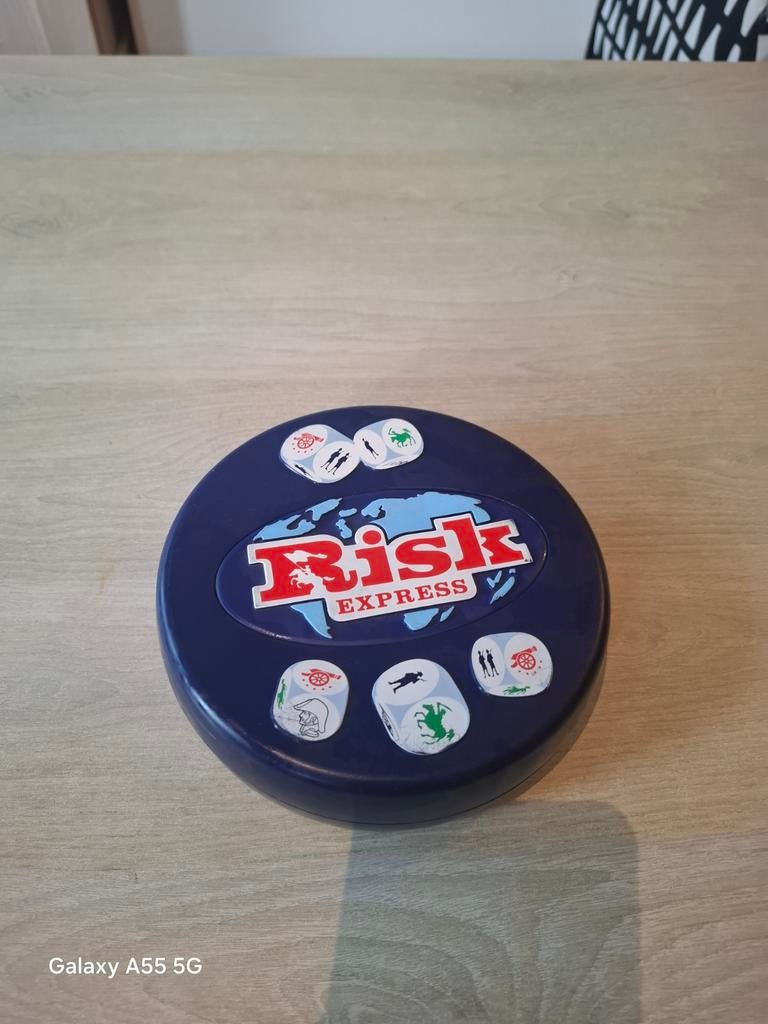 Risk Express Reisspel - Compact en Compleet, Hobby en Vrije tijd, Gezelschapsspellen | Bordspellen, Ophalen of Verzenden, Zo goed als nieuw