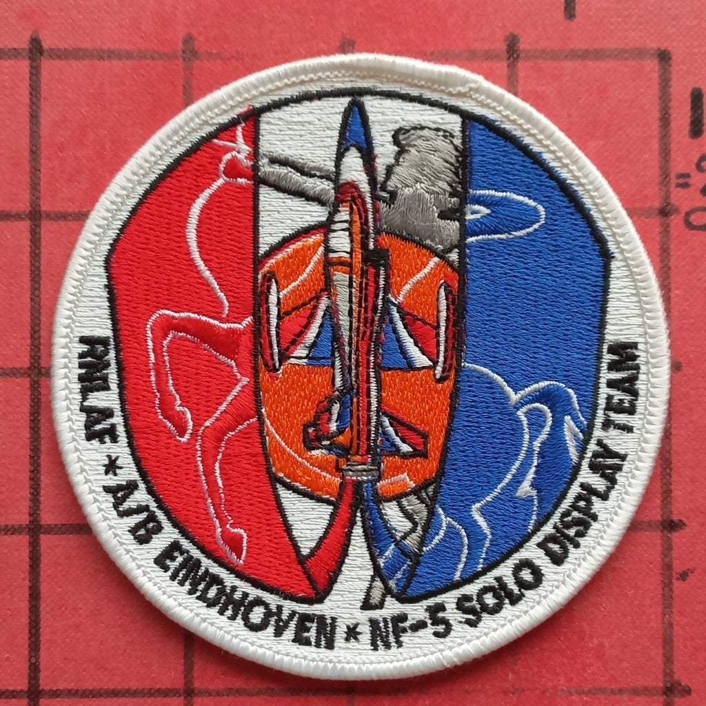 KLU PATCH NF-5 SOLO DISPLAY TEAM 314 SQUADRON EINDHOVEN, Ophalen of Verzenden, Luchtmacht, Nederland, Embleem of Badge