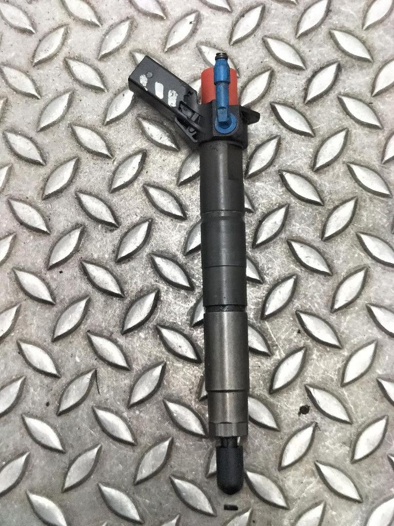 MERCEDES B CLASS BRANDSTOF INJECTOR / VERSTUIVER 6540700187, Ophalen of Verzenden, Gebruikt, Stiba lid