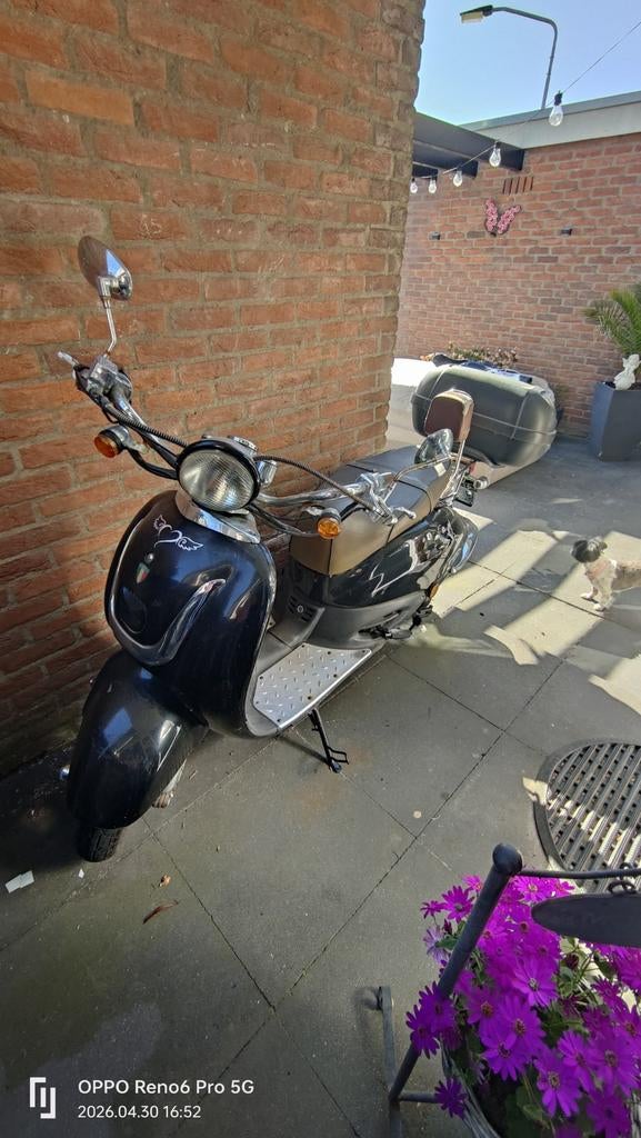 Grande Retro Scooter, Fietsen en Brommers, Snorfietsen en Snorscooters, Ophalen, Gebruikt, Benzine, Overige merken