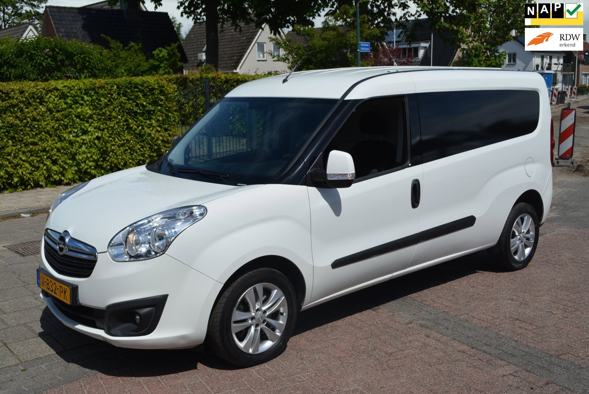 Opel Combo 1.3 CDTi L2H1 Sport ( verlengde uitvoering ), Auto's, Stof, Gebruikt, Euro 6, Wit