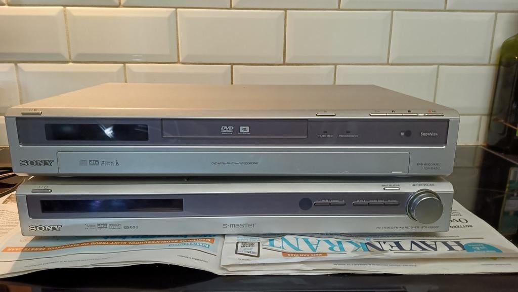 Sony dvd recorder en radio, Audio, Tv en Foto, Dvd-spelers, Ophalen of Verzenden, Sony