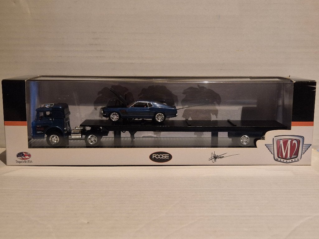 M2 Machines 1/64 1970 Ford C600 & 1970 Ford Mustang "Foose", Ophalen of Verzenden, Nieuw, Auto