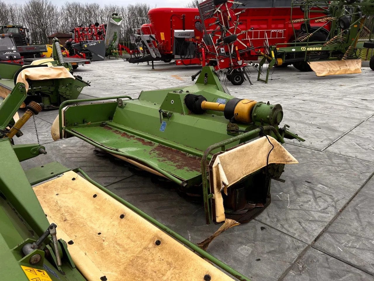 Krone Easycut 320 CV Q & Easycut 28CV, Zakelijke goederen, Agrarisch | Werktuigen, Overige, Oogstmachine