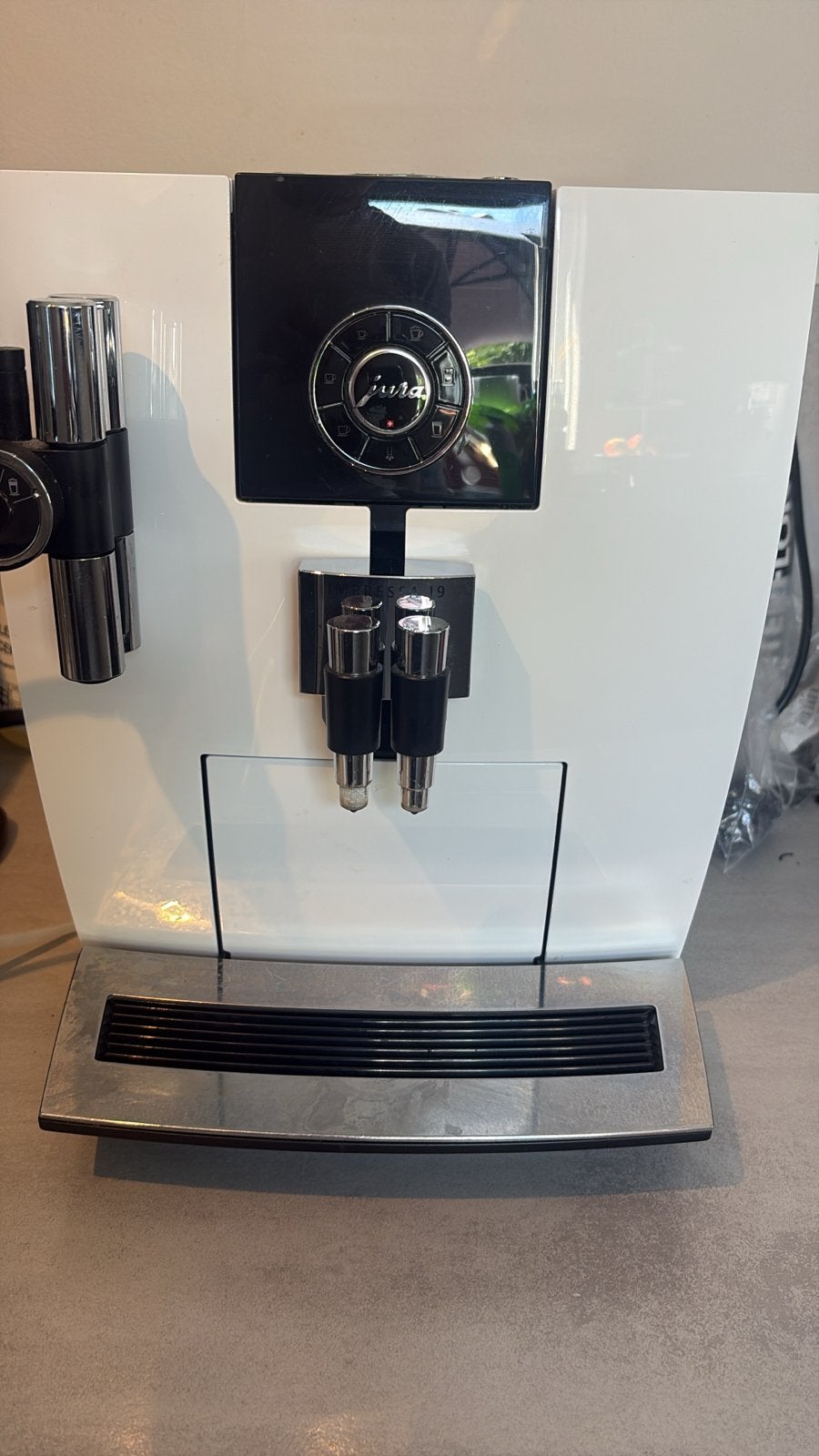 Jura J9.2 Koffiemachine - Perfecte staat, nagekeken, Witgoed en Apparatuur, Koffiezetapparaten, Gebruikt, 10 kopjes of meer, Koffiemachine