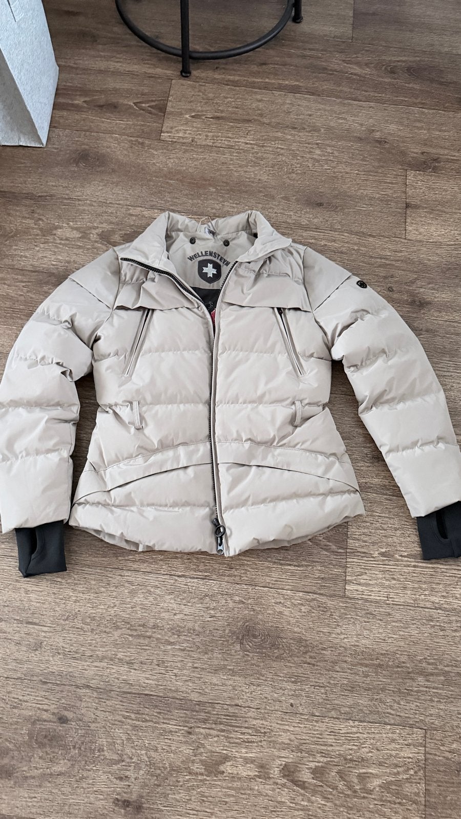 Nette Wellensteyn jas, zo goed als nieuw, maat M, Ophalen of Verzenden, Zo goed als nieuw, Maat 38/40 (M), Beige