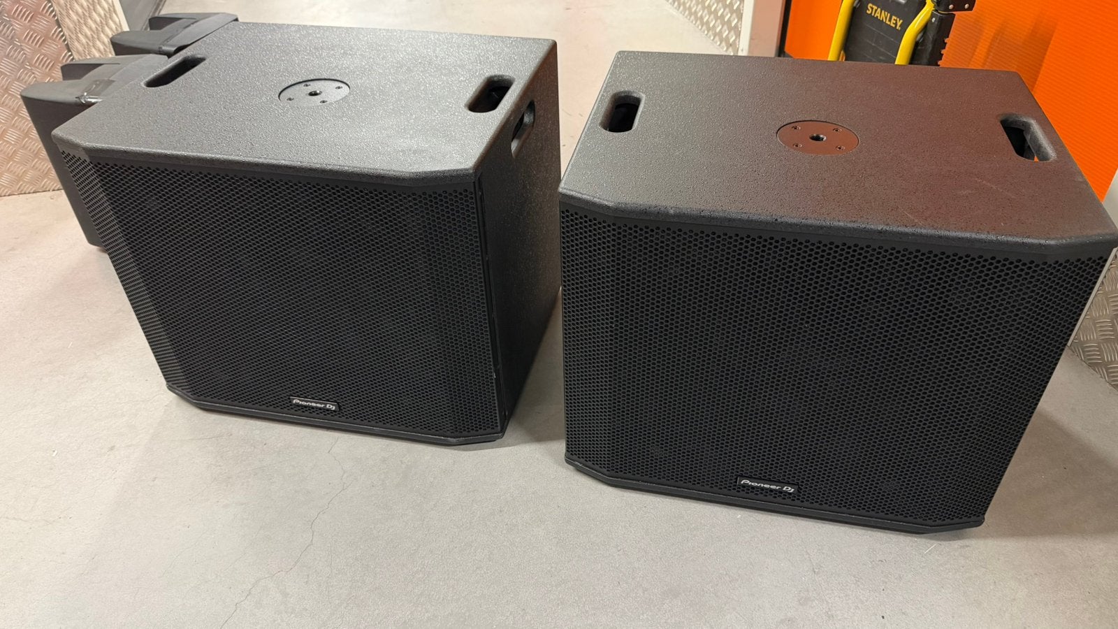 2x Pioneer DJ XPRS1182ST Actieve 18” Subwoofer Set, -, Zo goed als nieuw, 120 watt of meer, -