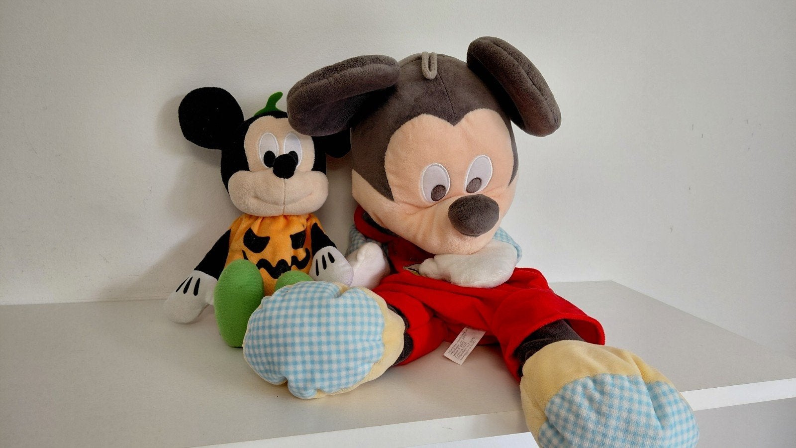 2 Mickey mouse knuffels Disney, Ophalen of Verzenden, Zo goed als nieuw