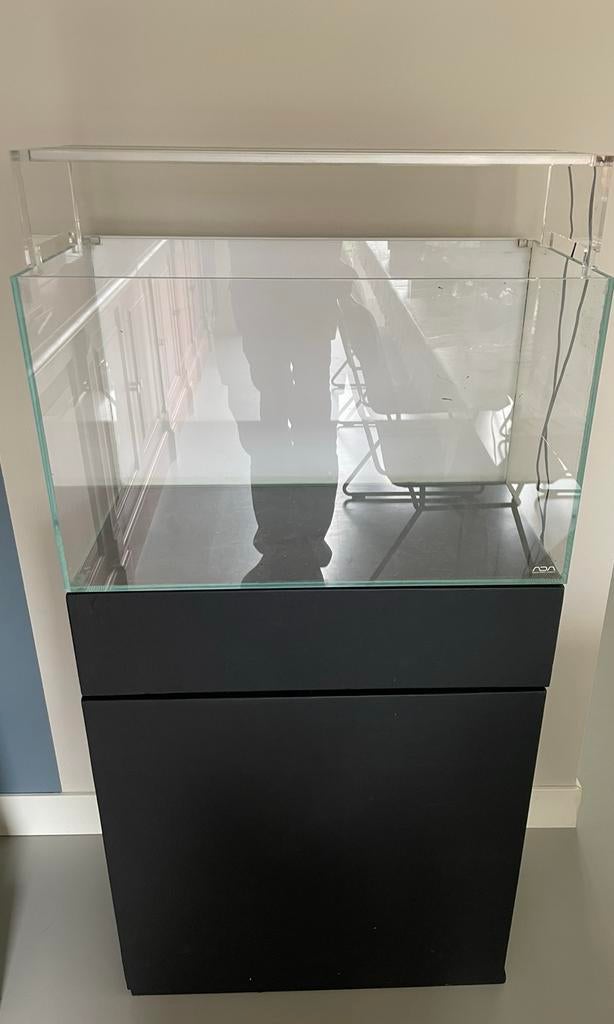 Aquascape aquarium ADA 60 met kast, verlichting en filter, Dieren en Toebehoren, Ophalen, Inclusief toebehoren, Gebruikt, Leeg aquarium