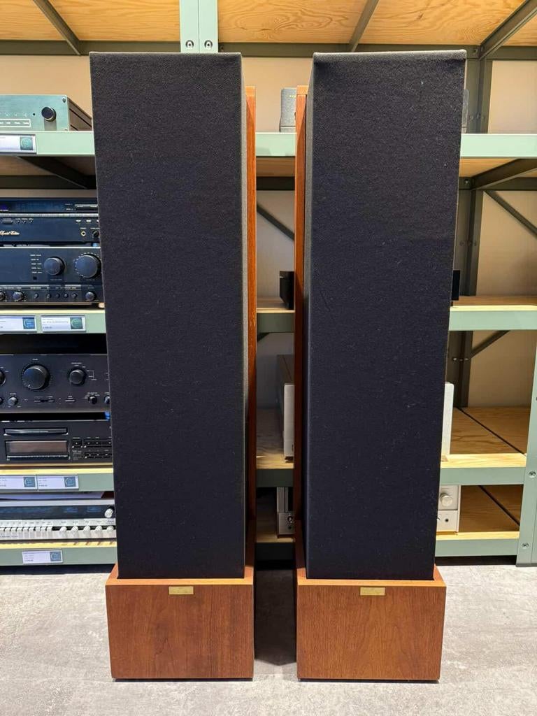 Etude Rhea, geheel gereviseerd, in nieuwstaat, met garantie, Bosschendijk193b, Oudenbosch, Contact@vintageaudiobreda.nl, Etude