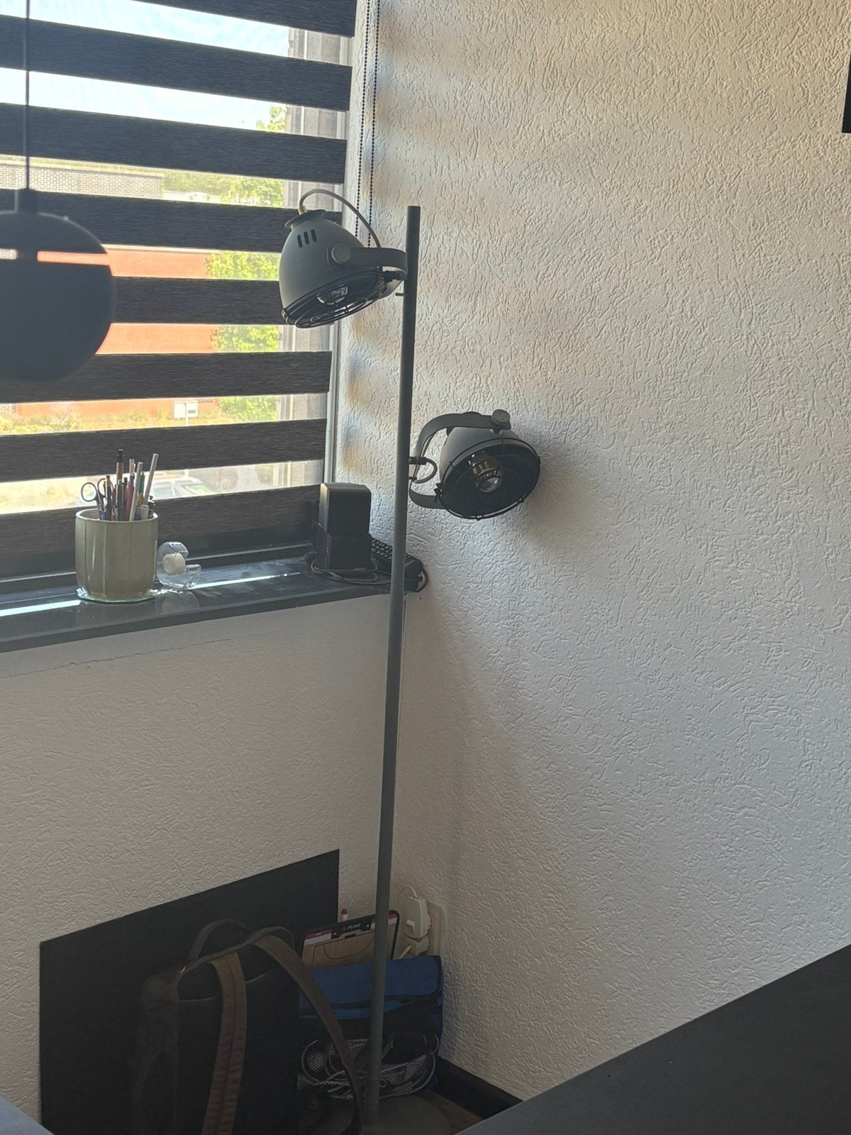 Staande industriële vloerkamp met 2 bollen, Zo goed als nieuw, Metaal, 150 tot 200 cm, E27 (groot)
