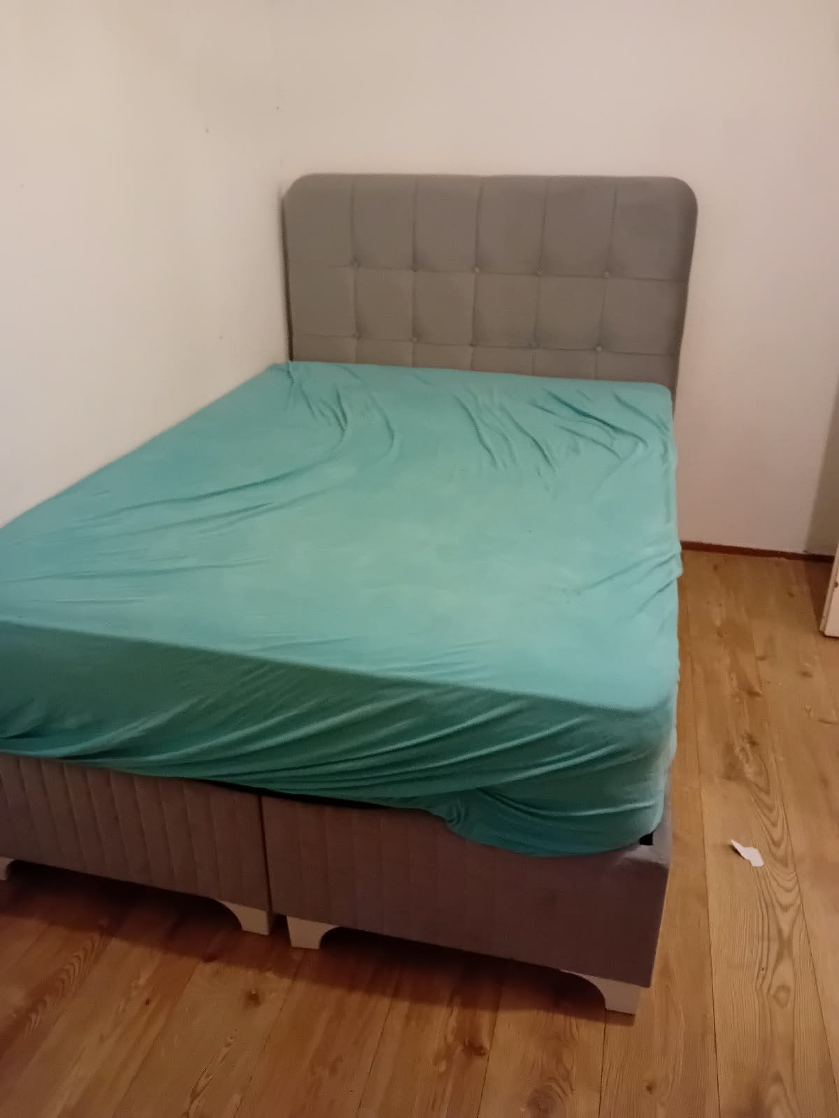 bad Boxspring, Ophalen, Tweepersoons, 140 cm, Zo goed als nieuw