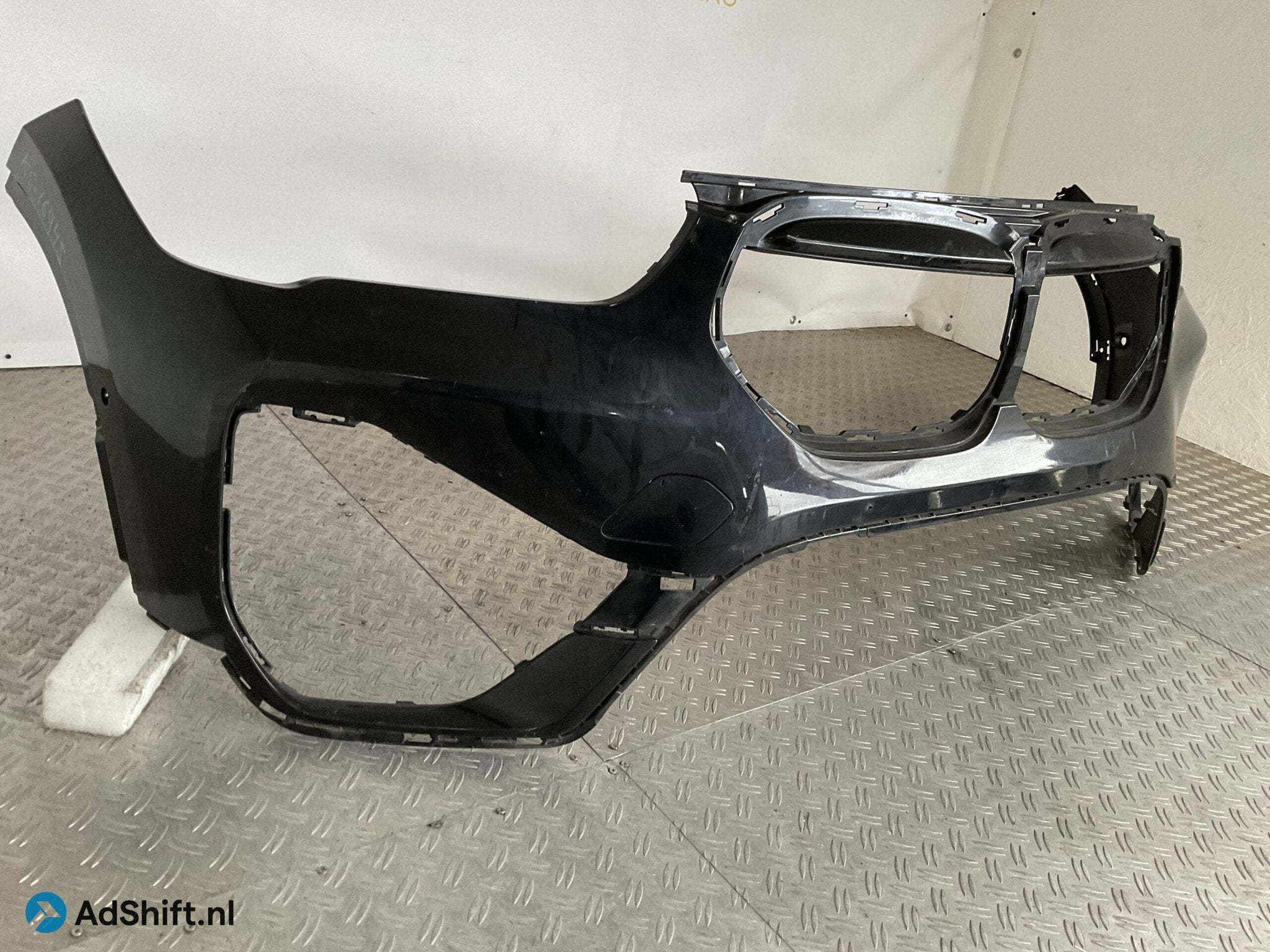 Bumper BMW X1 F48 LCI 2015-2019 51117954205 Voorbumper K5-16, Bumper