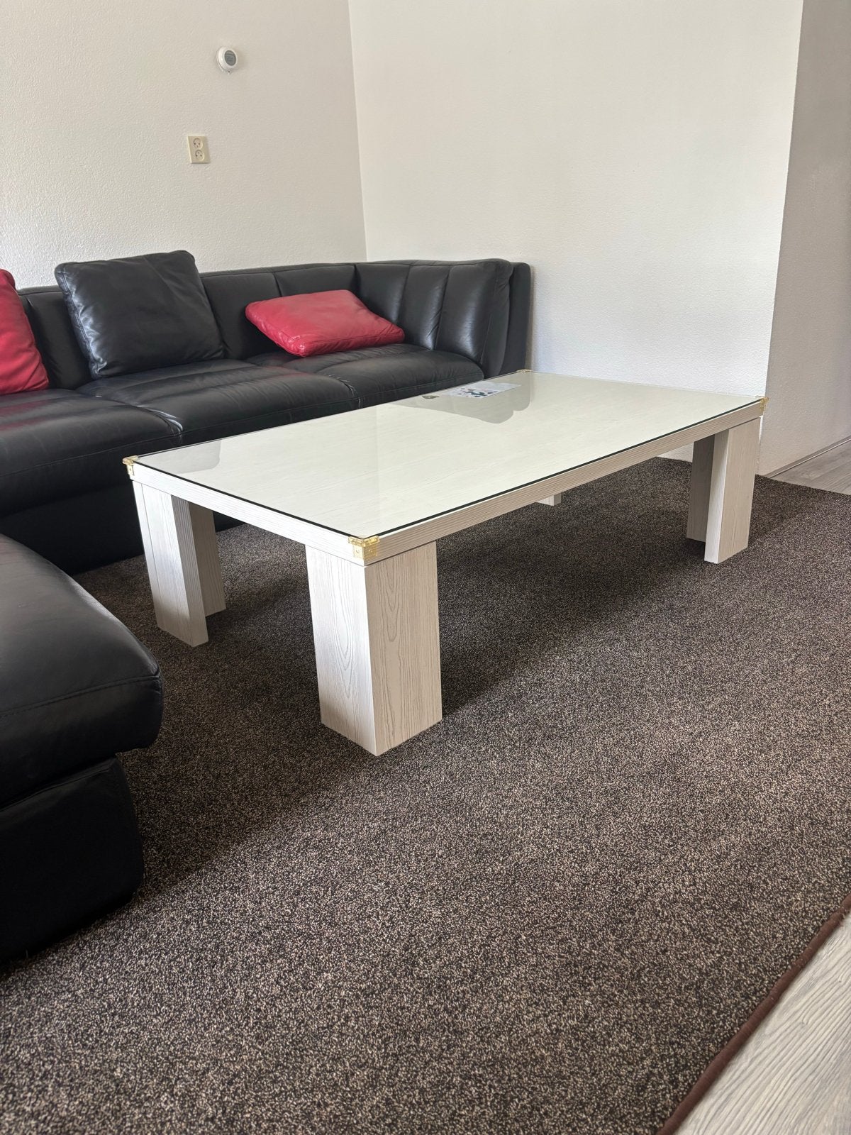 Moderne salontafel met glazen blad, Ophalen, 50 – 75, Gebruikt, 50 tot 100 cm