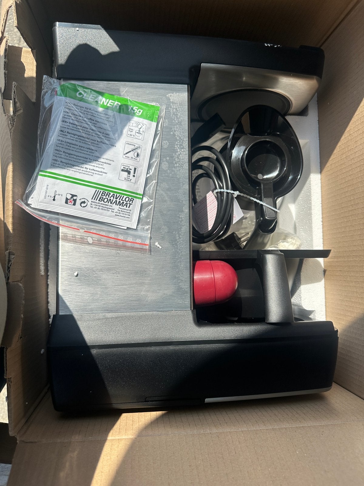 Nieuwe Bravilor Bonamat Novo Filter Koffiezetapparaat 1.7L, Ophalen, 10 kopjes of meer, Gemalen koffie, Koffiemachine