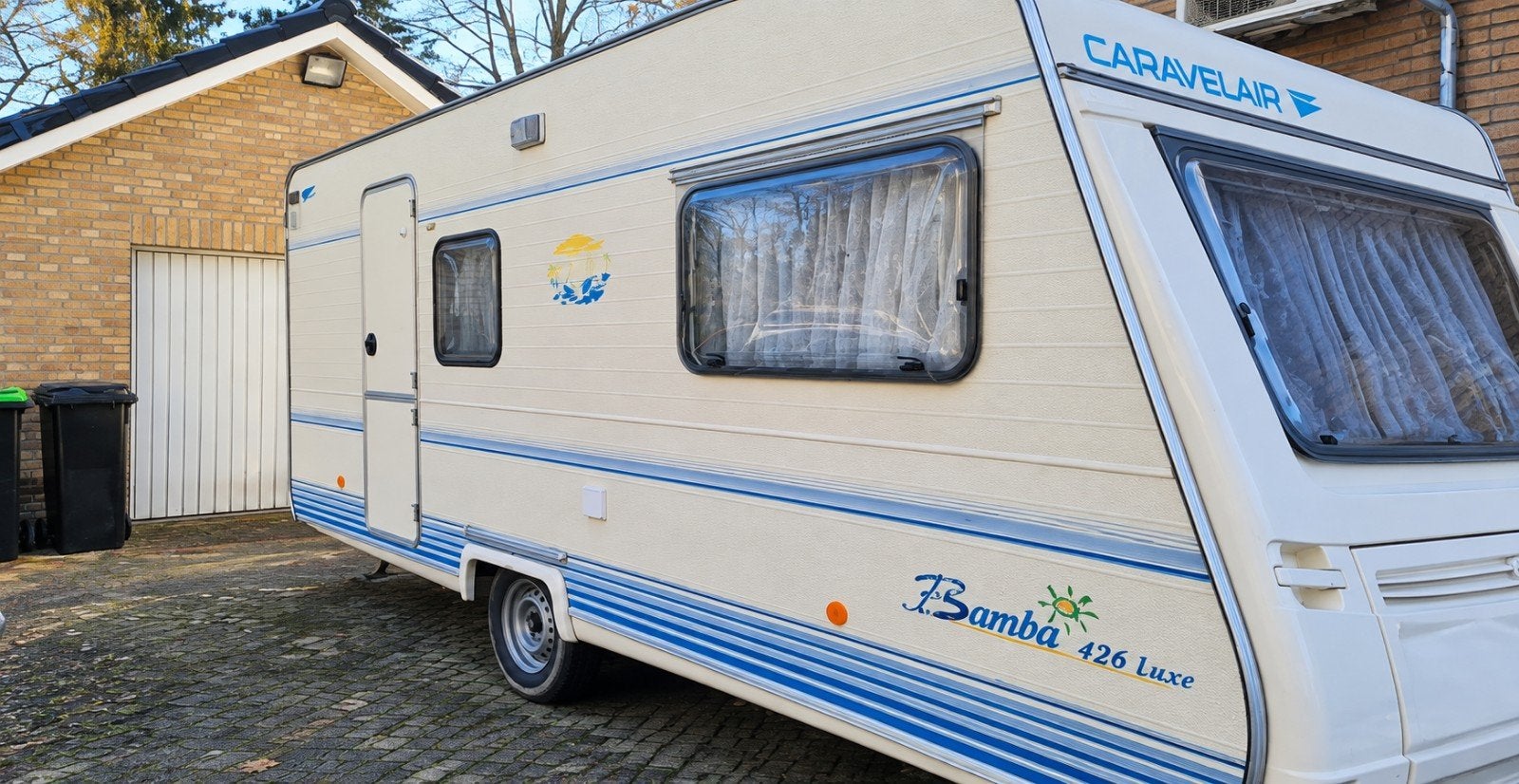 Caravalair 426 de luxe ,5-persoons, stapelbed, Caravans en Kamperen, Particulier