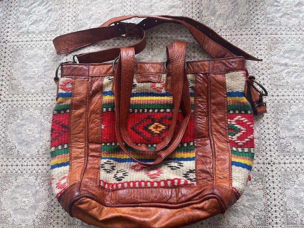 Vintage boho tas leer en geweven stof, Sieraden, Tassen en Uiterlijk, Ophalen of Verzenden, Gebruikt, Overige kleuren, Schoudertasje