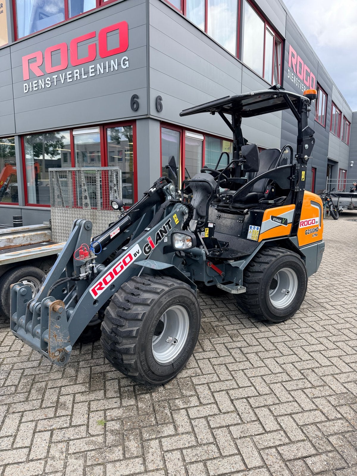 Giant G2500HD X-TRA Wiellader - Compact en Krachtig, Ophalen of Verzenden, Wiellader of Shovel